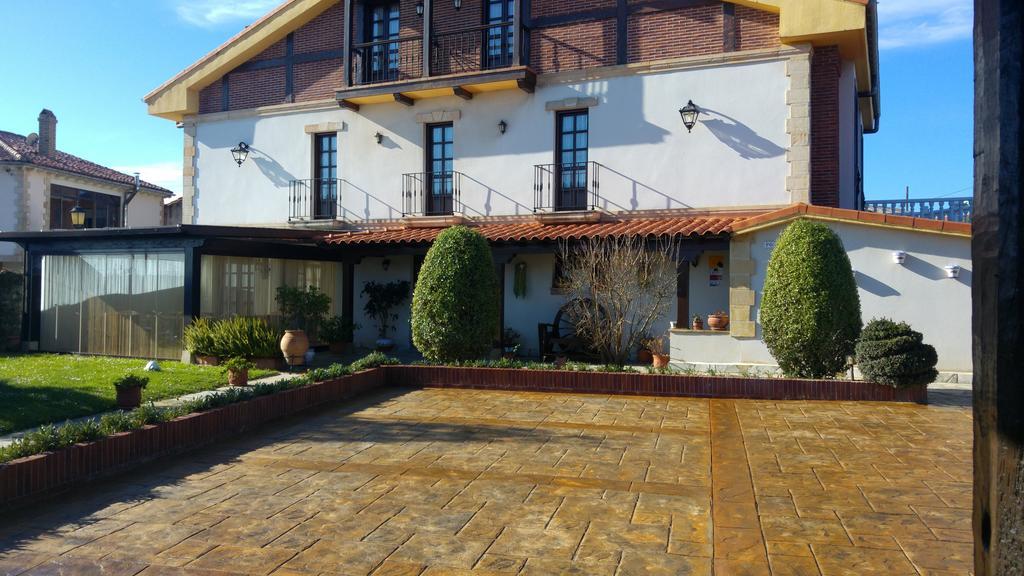 Posada Marina Suances Exterior foto