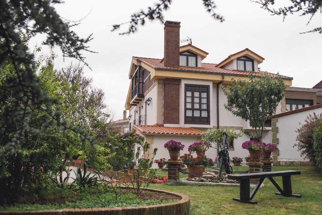 Posada Marina Suances Exterior foto
